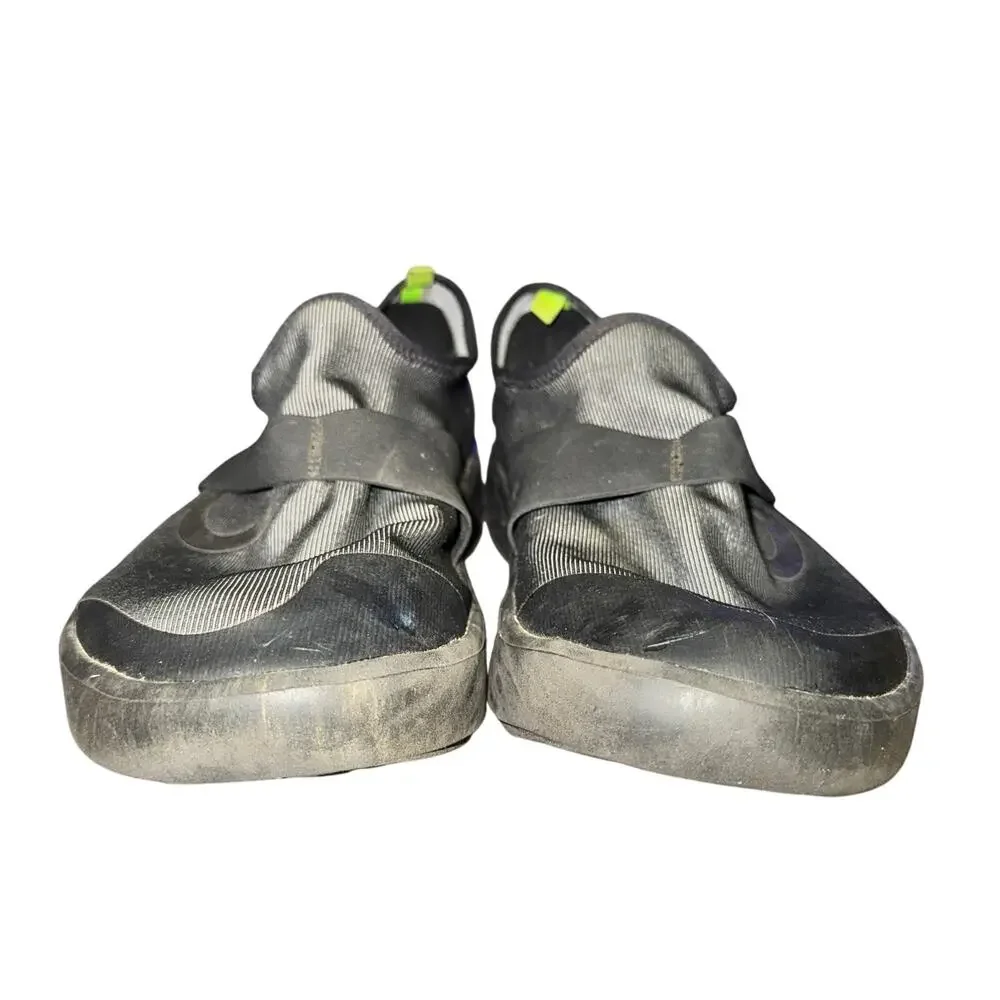 Oofos Oomg Fibre Low Shoes Men's Size 9 Black Slip On Recovery Comfort Athletic